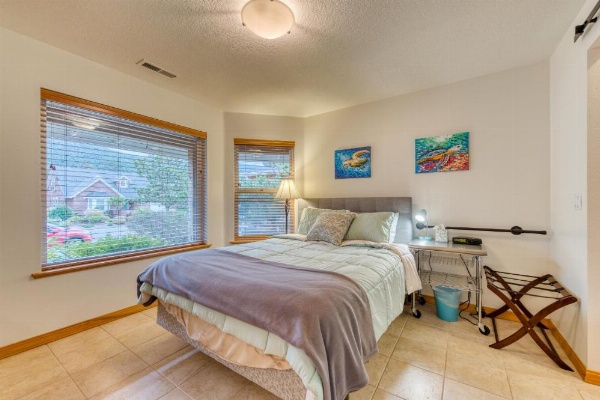 Seaglass and Agate image 14