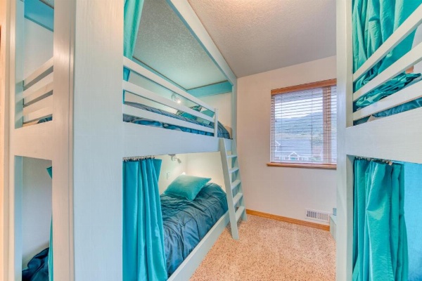 Seaglass and Agate image 17